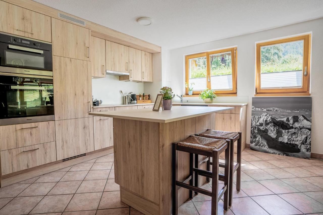 Duplex With Sauna And Garden In Appartement *