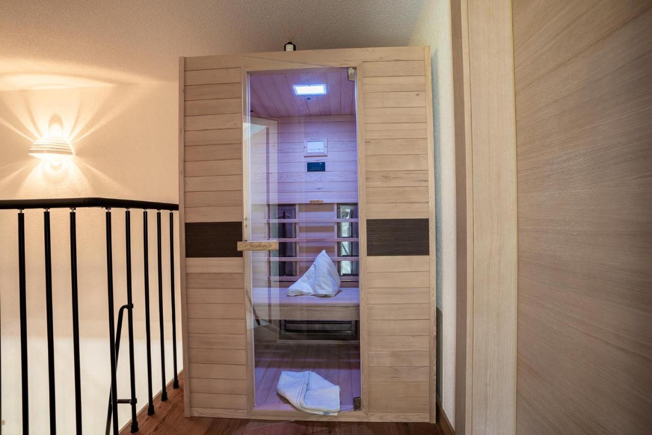 Duplex With Sauna And Garden In